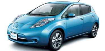 Nissan Leaf  On peut la voir, dans le noir...