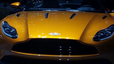 La DB11 sur le stand Aston Martin du salon de Genève