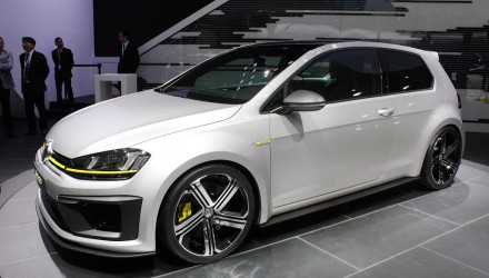 Golf R400