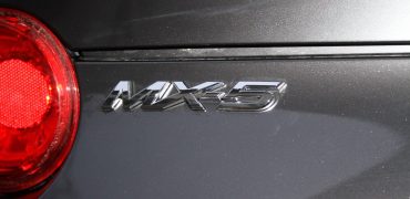 Mazda MX-5 First Edition - Image : www.lemagautoprestige.com