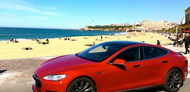 Tesla Model S en location