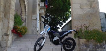 Etrek la Moto Trail électrique 100% française