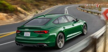 Audi RS5 Sportback lever de rideau à New-York