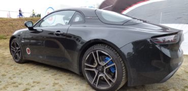 L'Alpine A110 séduit même les pilotes professionnels !