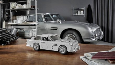 L'Aston Martin DB5 de James Bond en Lego !