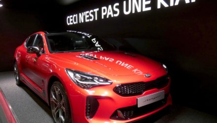 Mondial de l'Auto 2018, la Kia Stinger a de quoi séduire