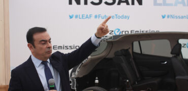 Carlos Ghosn: garde à vue prolongée et licencié par Nissan