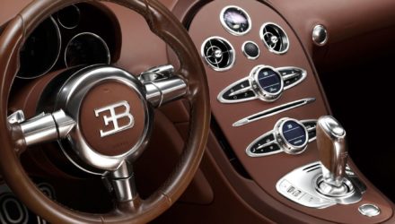 Cet été, il sera possible de piloter une Bugatti Veyron sans l'acheter !