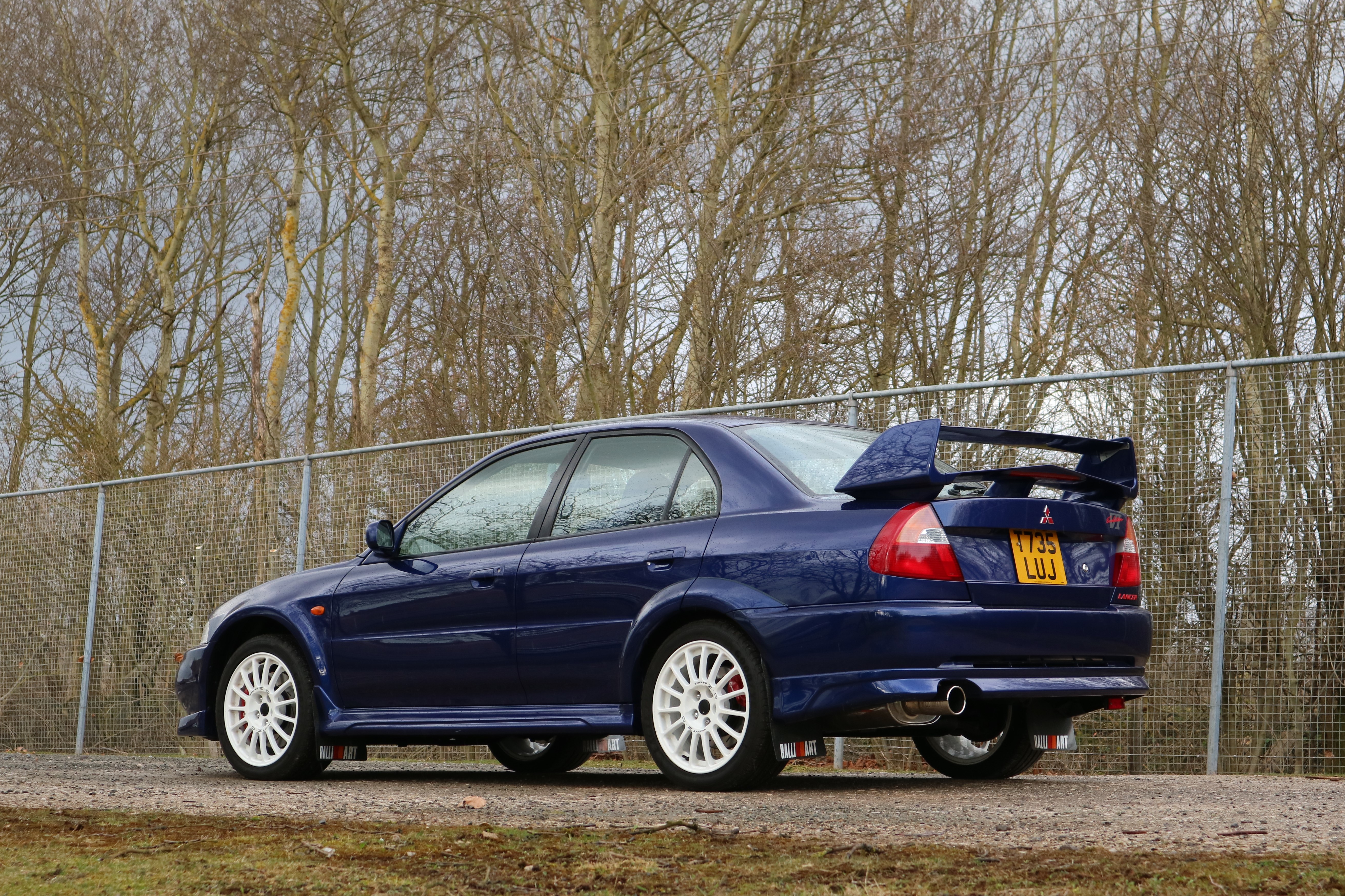 Mitsubishi Lancer Evo : vers un retour de la mythique berline sportive ...