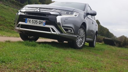 mitsubishi outlander PHEV