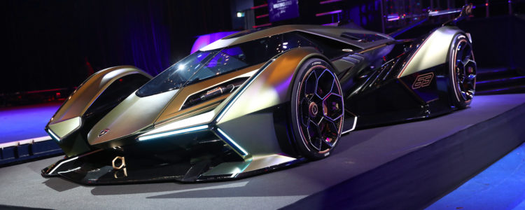 La Lambo V12 Vision Gran Turismo de Lamborghini lors de sa présentation à Monaco