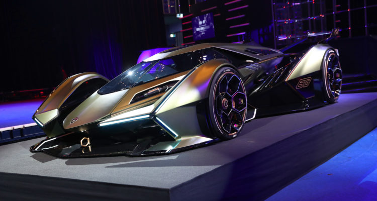 La Lambo V12 Vision Gran Turismo de Lamborghini lors de sa présentation à Monaco