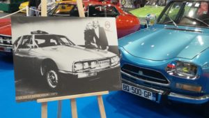 Une photo d'archive de Citroën représentant une SM et le chanteur suédois David Holm