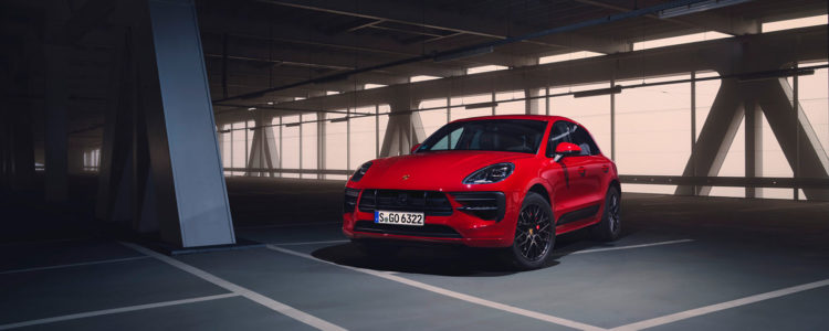 Le Porsche Macan GTS (ici en rouge)