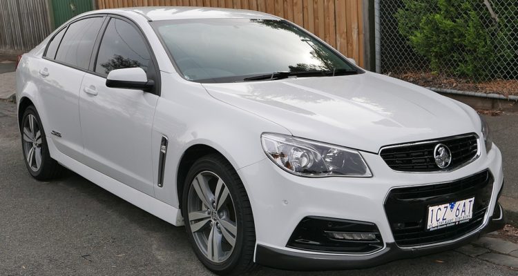 Holden Commodore blanche