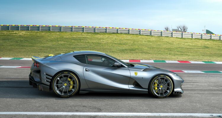 ferrari 812 superfast