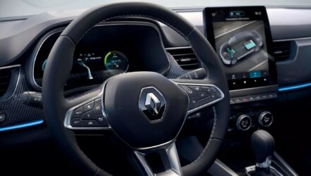 Vitesse limitée à 180 km h à partir de 2022 chez Renault et Dacia