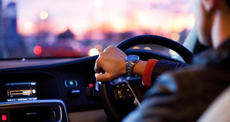 voiture volant