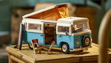Lego dévoile le Volkswagen T2 Kamper Van !