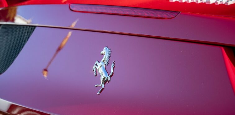 Le Purosangue, le SUV de Ferrari, va bientôt être dévoilé !