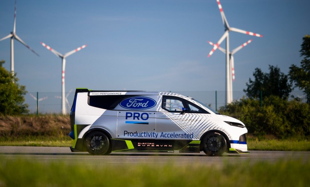 Goodwood Festival of Speed 2022 : Ford dévoile un van de 2000cv !
