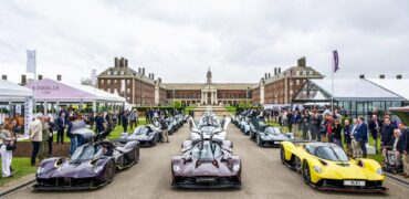 Rassemblement incroyable d'Aston Martin Valkyrie à Londres !