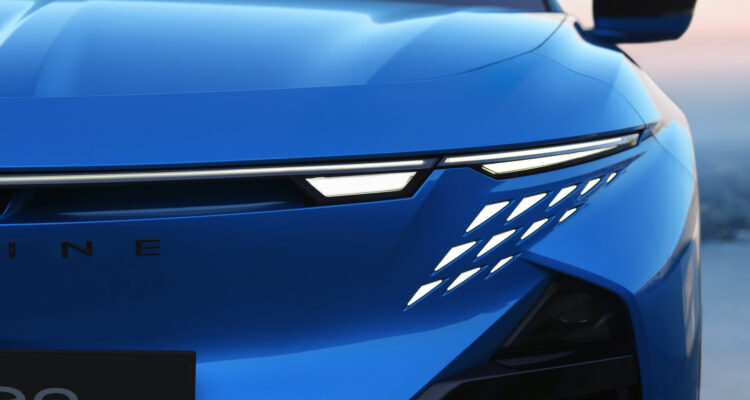 Alpine A390
