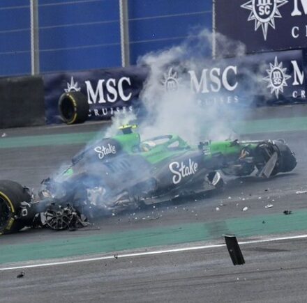 F1 CRASH
