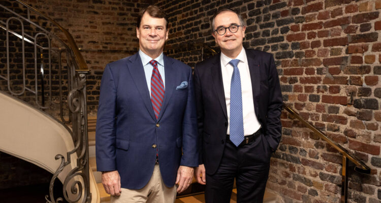 Renault et Ford, le partenariat automobile qui n'était pas sur notre Bingo 2025 !