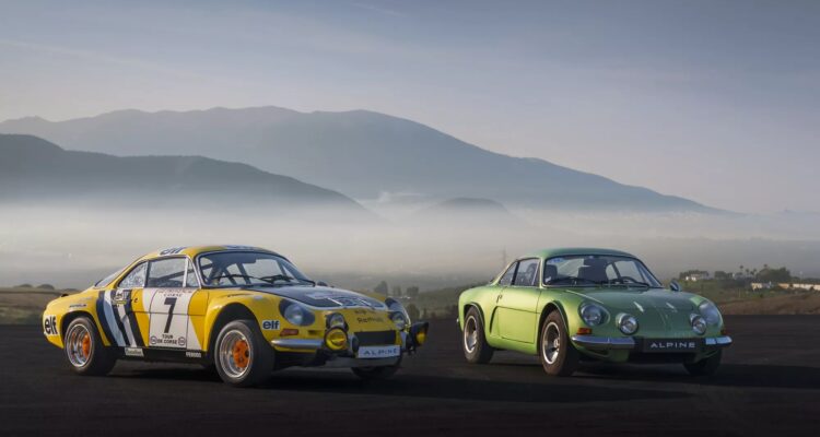 Rétromobile un trio exceptionnel d'A110 sur le stand Alpine !