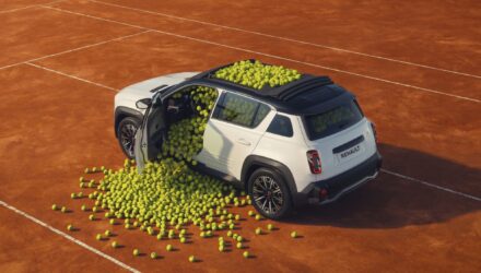 Le Show-car Renault 4 Roland-Garros E-Tech, star du rendez-vous Tennis de l’année !