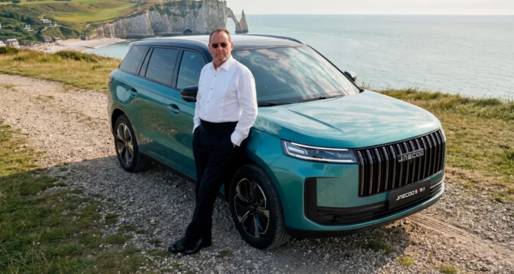 Une nouvelle marque chinoise s'offre Jean Reno pour son arrivée en France !