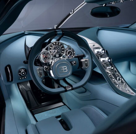 HYPERCAR BUGATTI