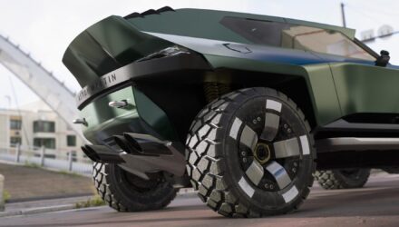 Aston Martin présente le Dreadnought, un SUV militaire totalement inattendu !