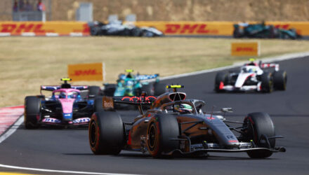 AUDI F1 dame le pion aux Alpine A526 Mercedes