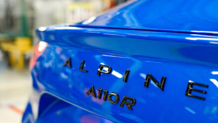 Le dernier exemplaire de l'Alpine A110 thermique vient de sortir des usines !